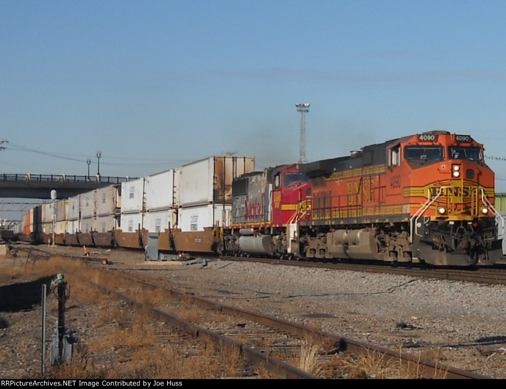 BNSF 4090 East